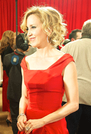 Felicity-Huffman-Right-Sized